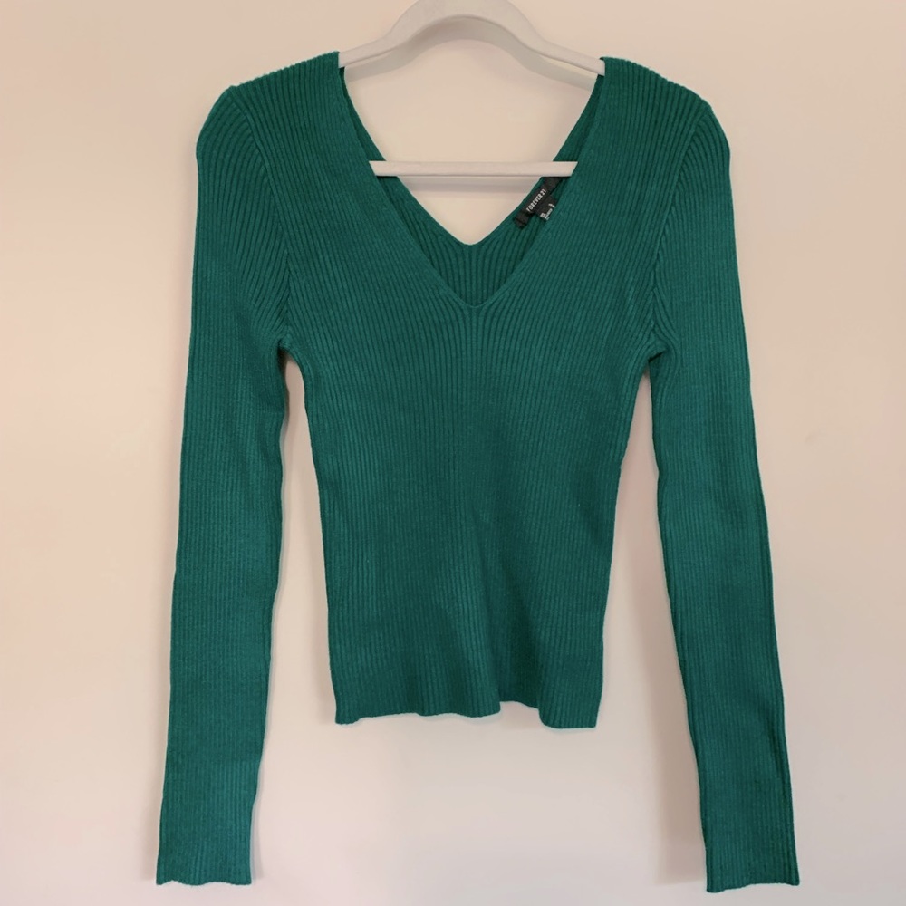 Forever 21 Fitted V-Neck Green Sweater, Size Large